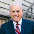 约翰·麦克阿瑟(John F. MacArthur)