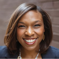 崔莉亚 ·纽贝尔（Trillia Newbell）