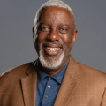 安泰博（Thabiti Anyabwile）
